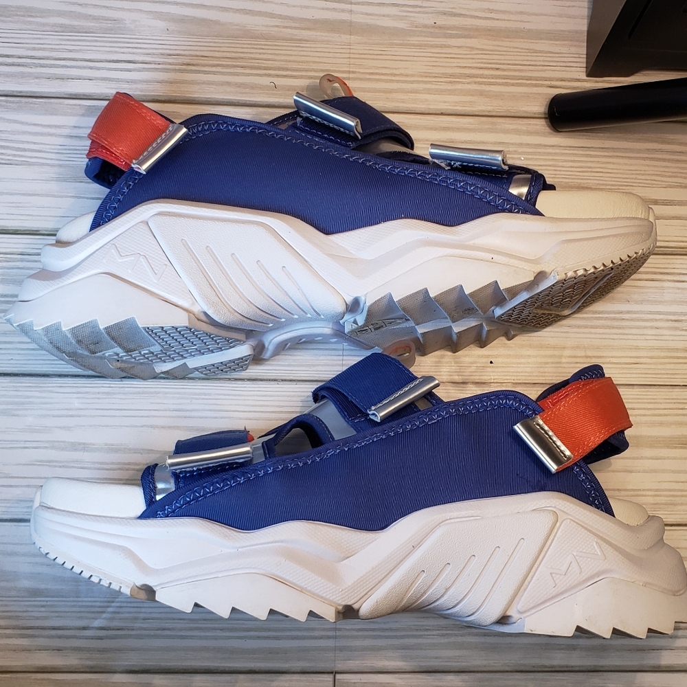 Mark Nason Los Angeles Smart Block Ravi Chunky Sandals size 9 (sg1)